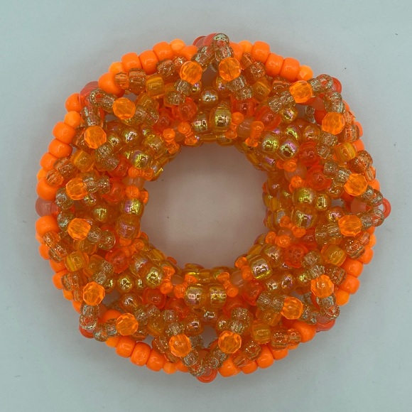 🍊🧡Orange Kandi Cuff - Picture 6 of 8